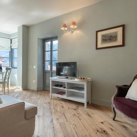 Isola Bella - Via Della Posta アパート ストレーザ