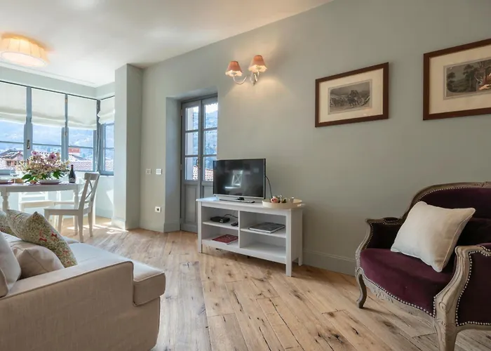 Isola Bella - Via Della Posta アパート ストレーザ