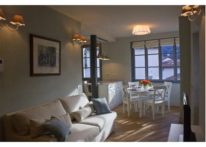 Isola Bella - Via Della Posta 아파트 *